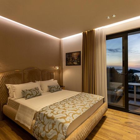 Bora Bora Hotel Ksamil Ngoại thất bức ảnh